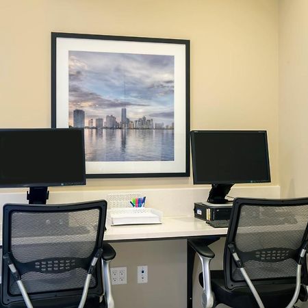 Candlewood Suites - Miami Exec Airport - Kendall By Ihg Country Walk Экстерьер фото