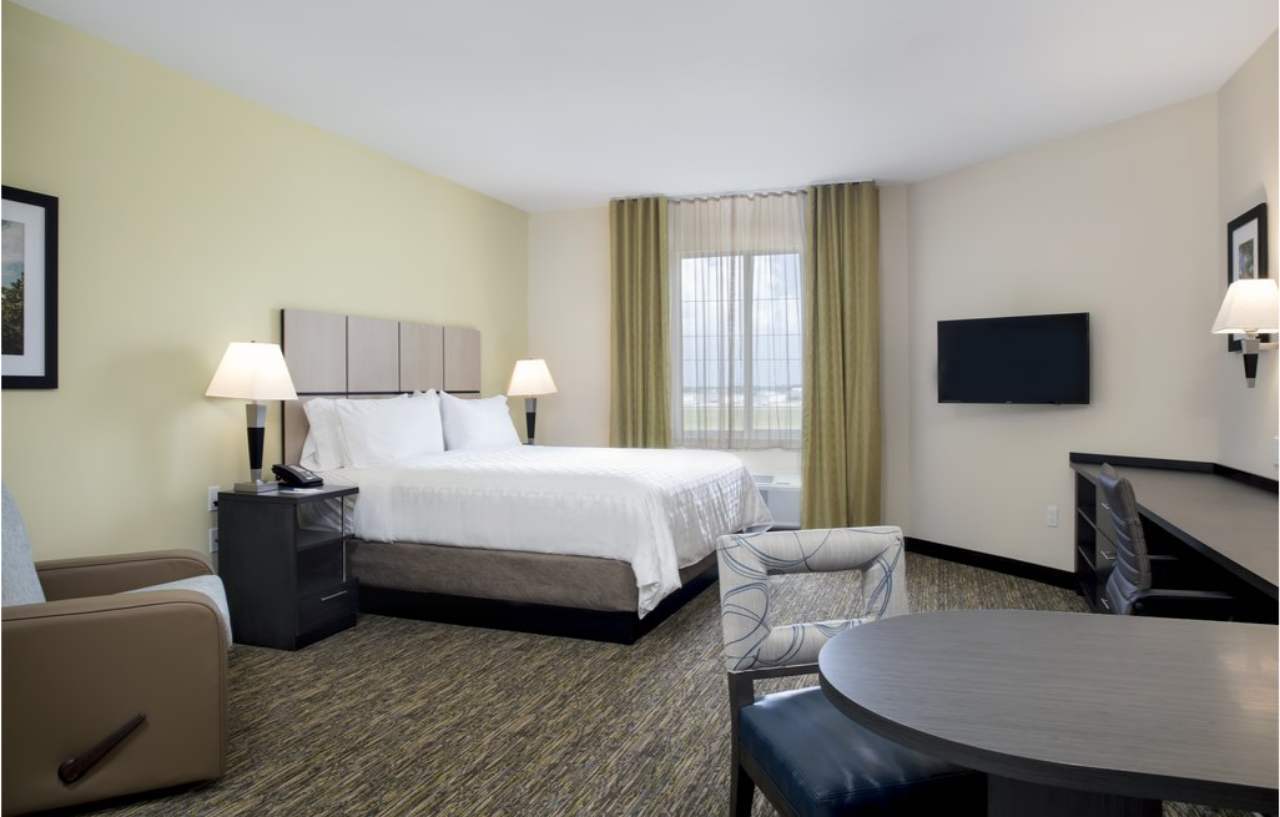 Candlewood Suites - Miami Exec Airport - Kendall By Ihg Country Walk Экстерьер фото