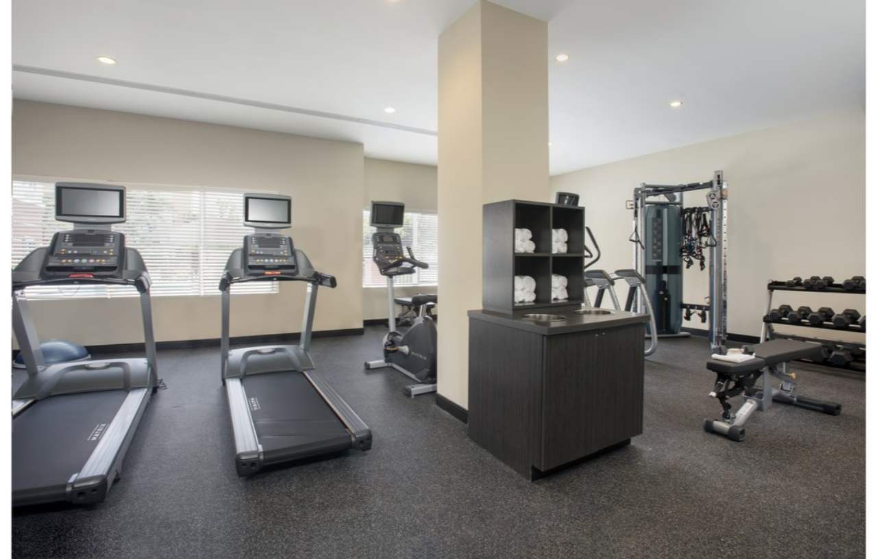 Candlewood Suites - Miami Exec Airport - Kendall By Ihg Country Walk Экстерьер фото
