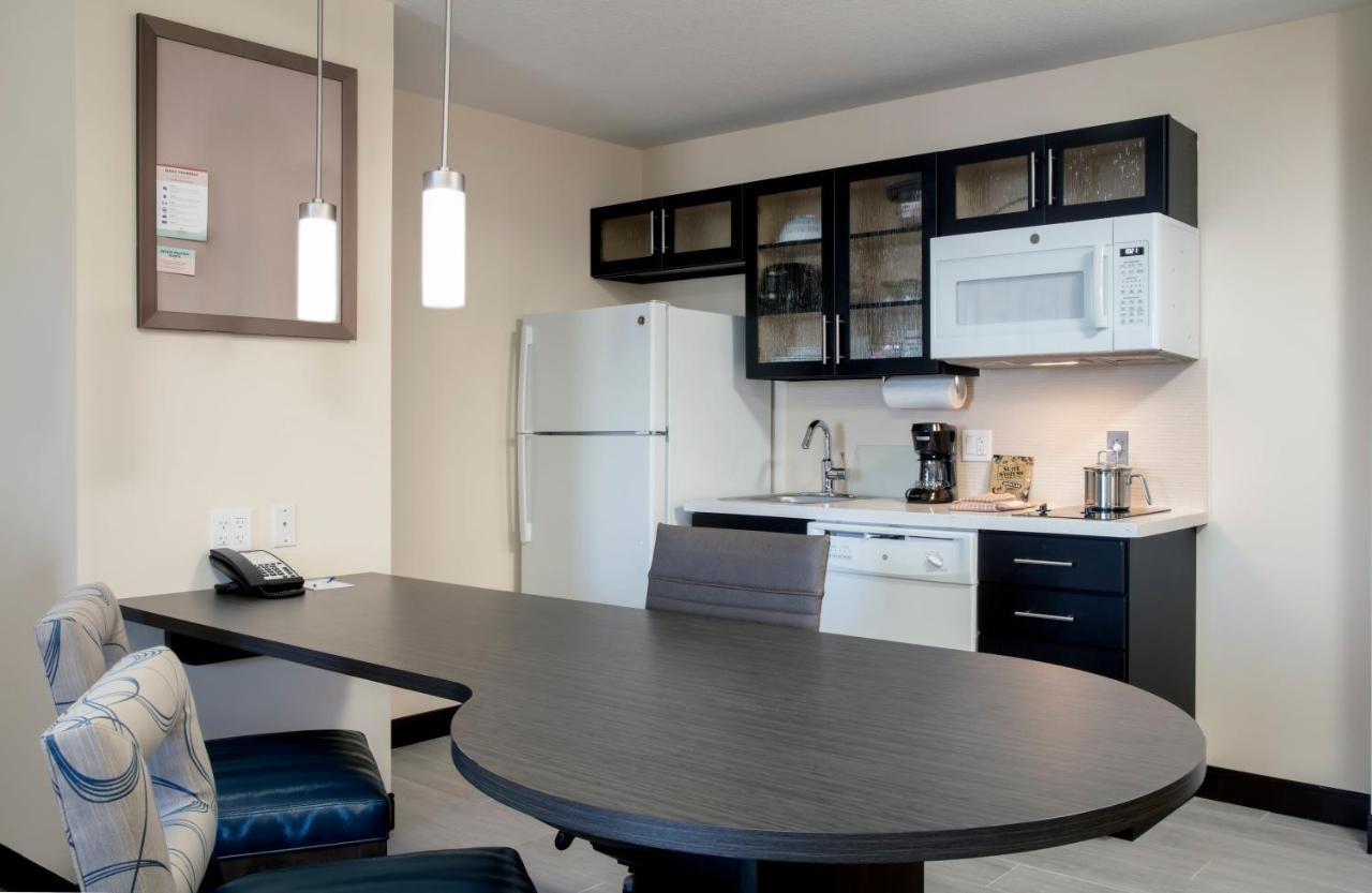 Candlewood Suites - Miami Exec Airport - Kendall By Ihg Country Walk Экстерьер фото